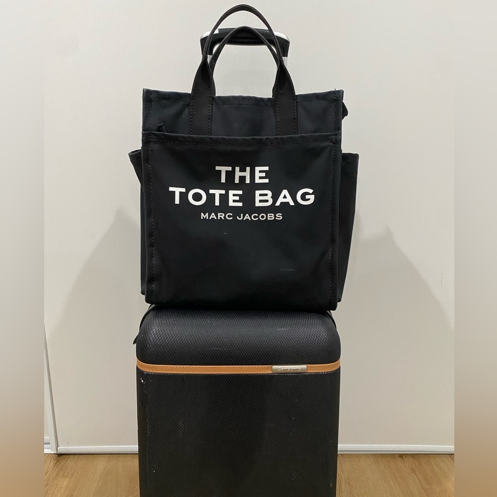Marc Jacob’s Canvas Large Tote Bag
